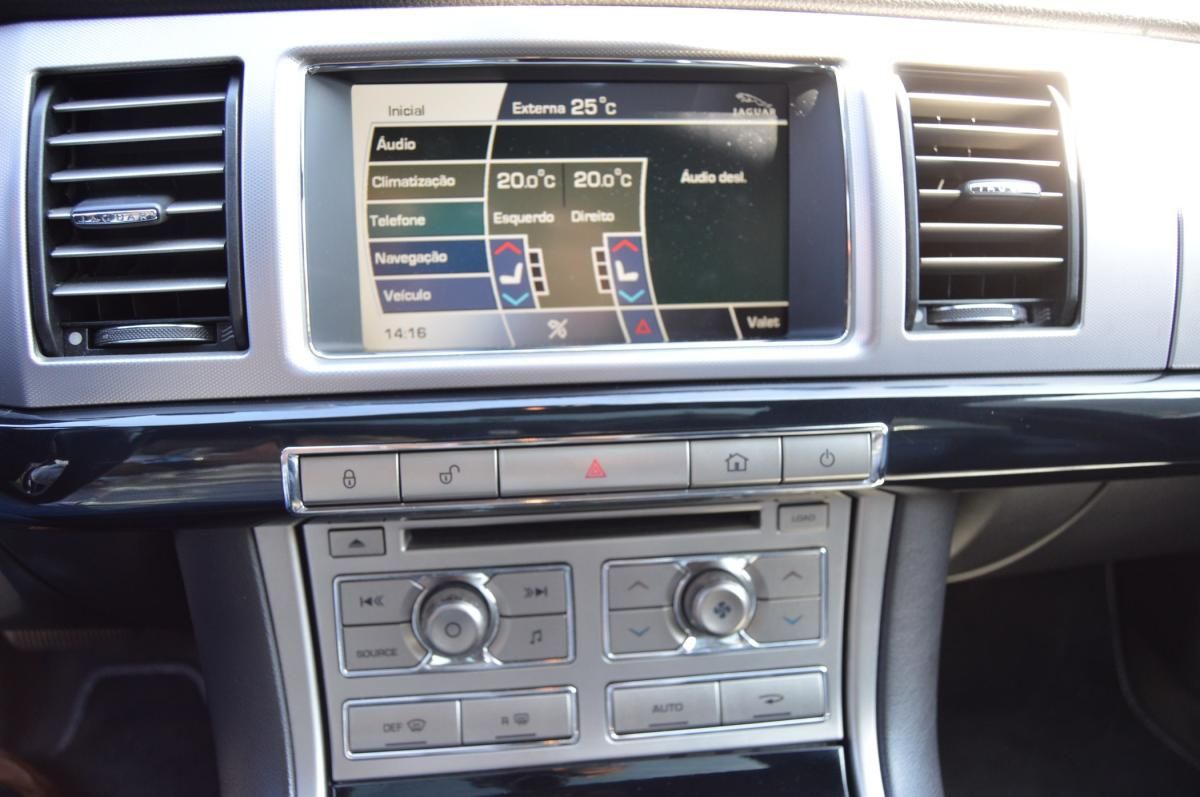 jaguar-xf-2010-diesel-2993cc