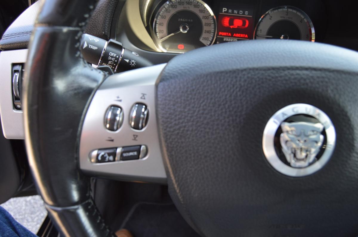 jaguar-xf-2010-diesel-2993cc