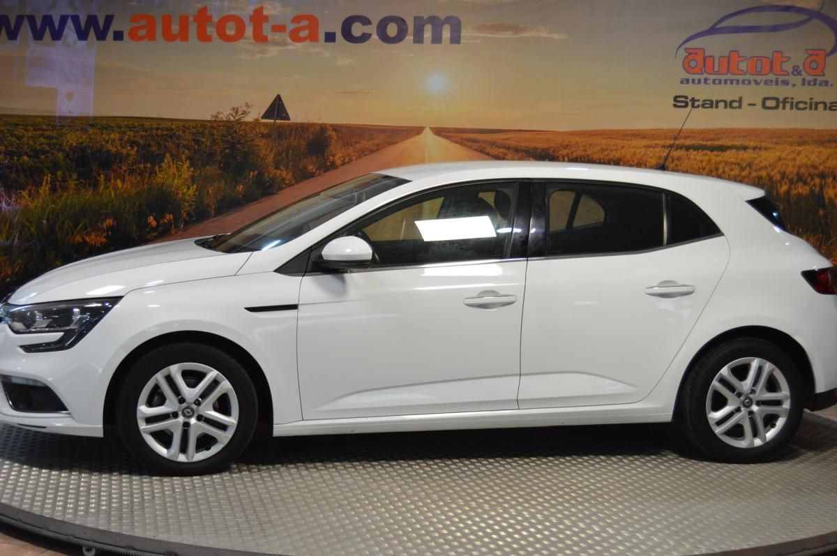 renault-megane-2017-diesel-1461cc
