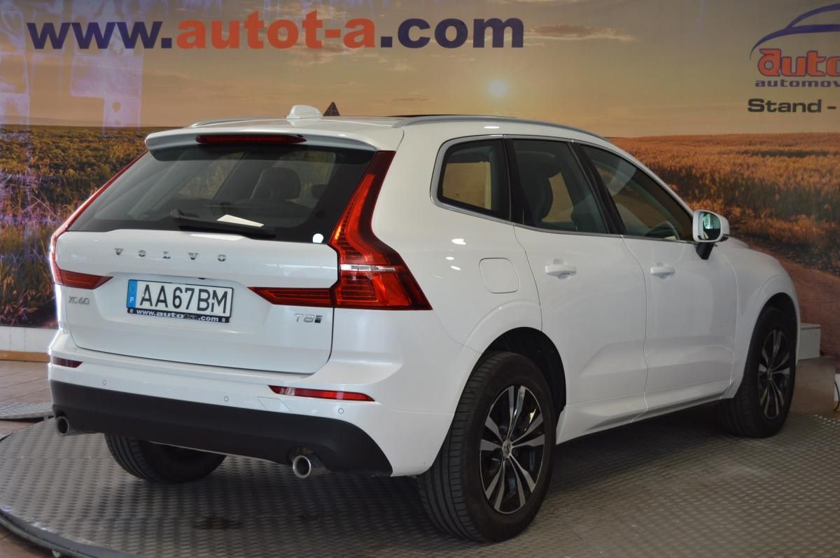 volvo-xc60-2020-hibrido-a-gasolina-1969cc