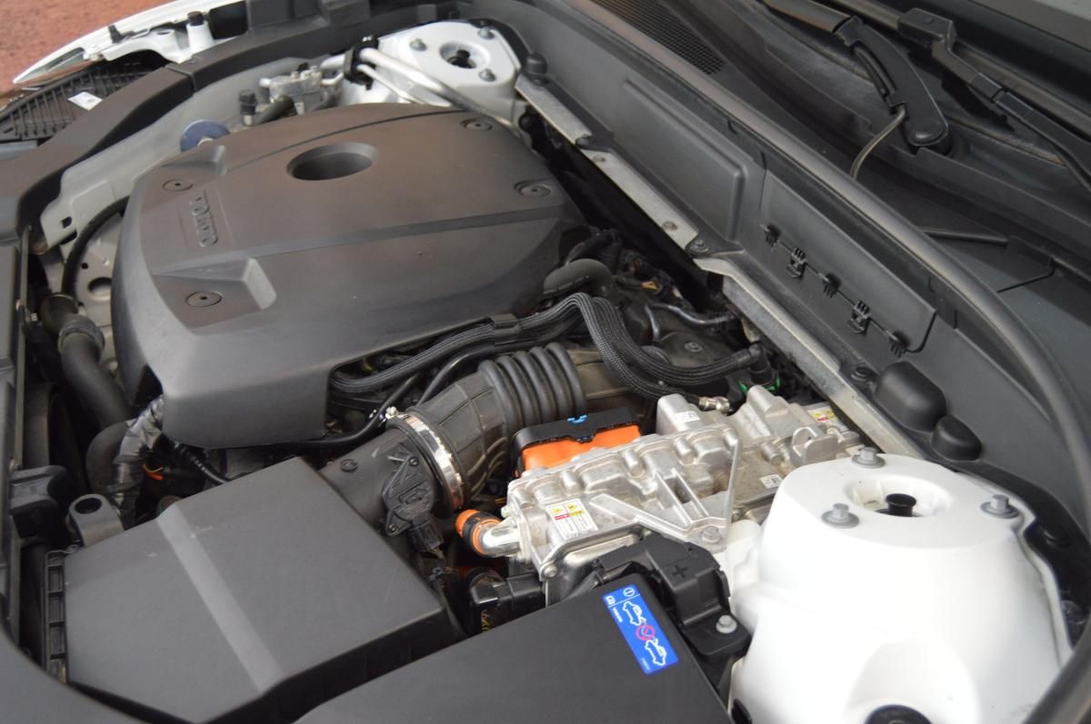 volvo-xc60-2020-hibrido-a-gasolina-1969cc