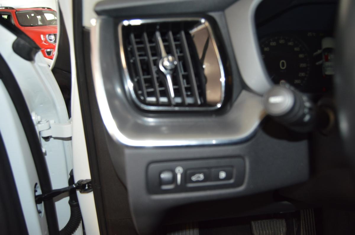 volvo-xc60-2020-hibrido-a-gasolina-1969cc