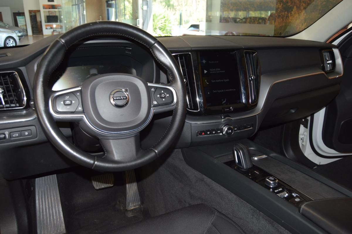 volvo-xc60-2020-hibrido-a-gasolina-1969cc