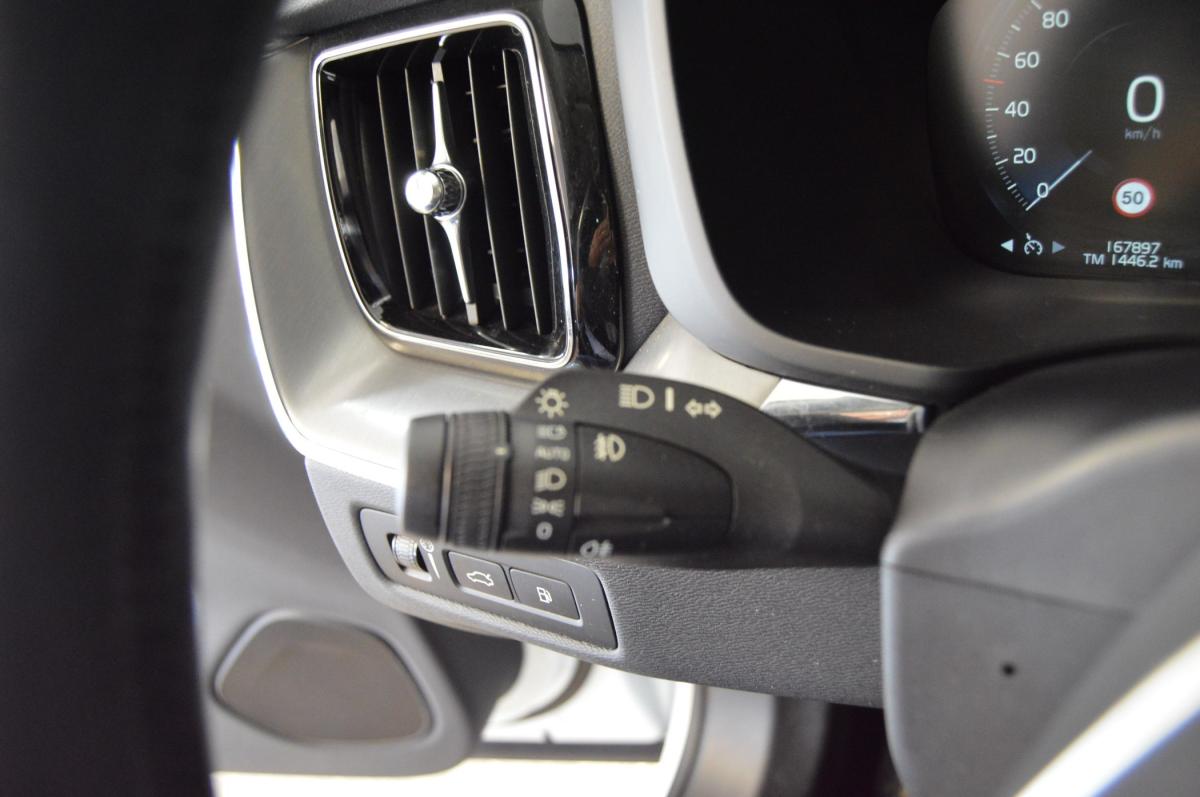 volvo-xc60-2020-hibrido-a-gasolina-1969cc