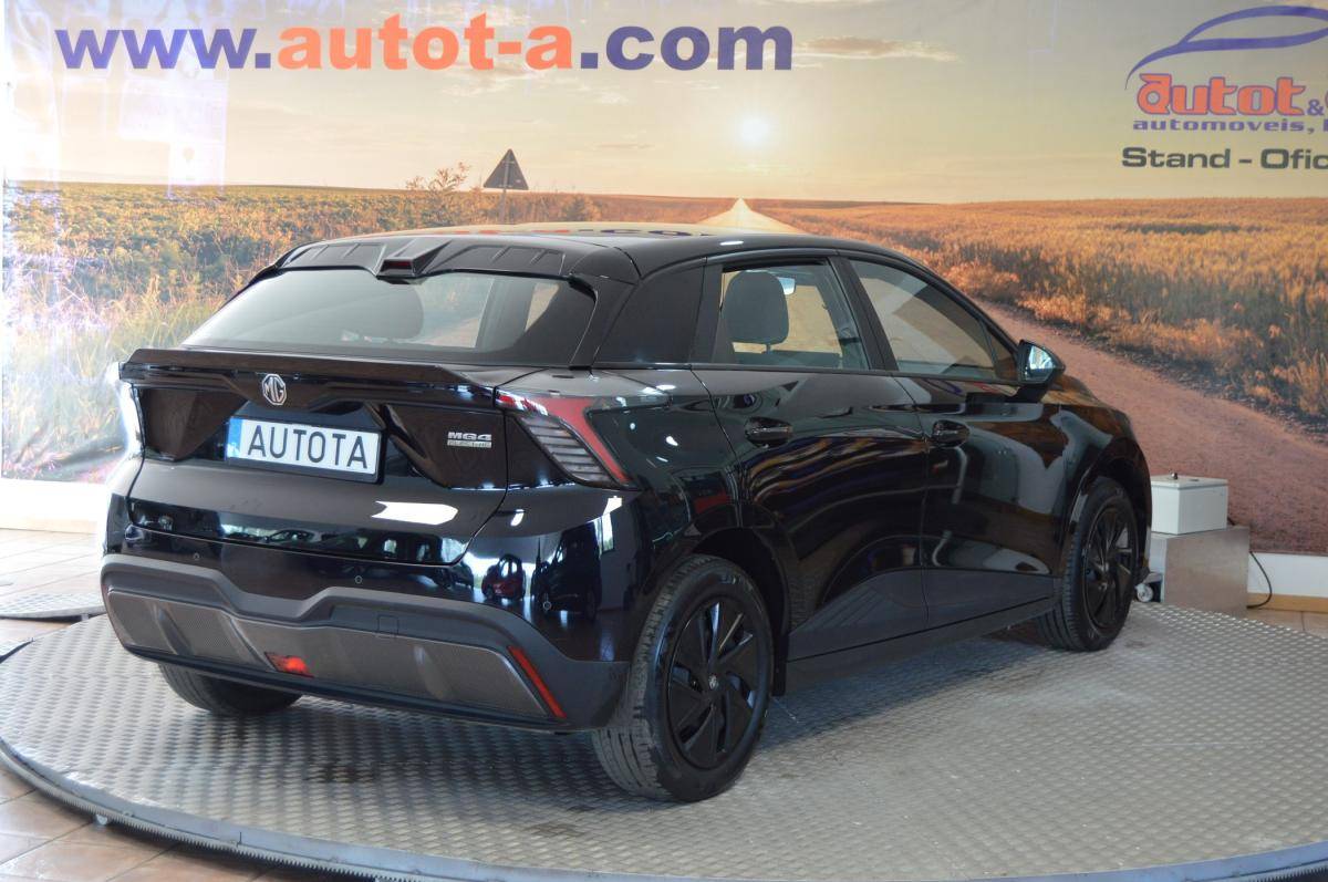 mg-mg4-2023-eletrico-500cc