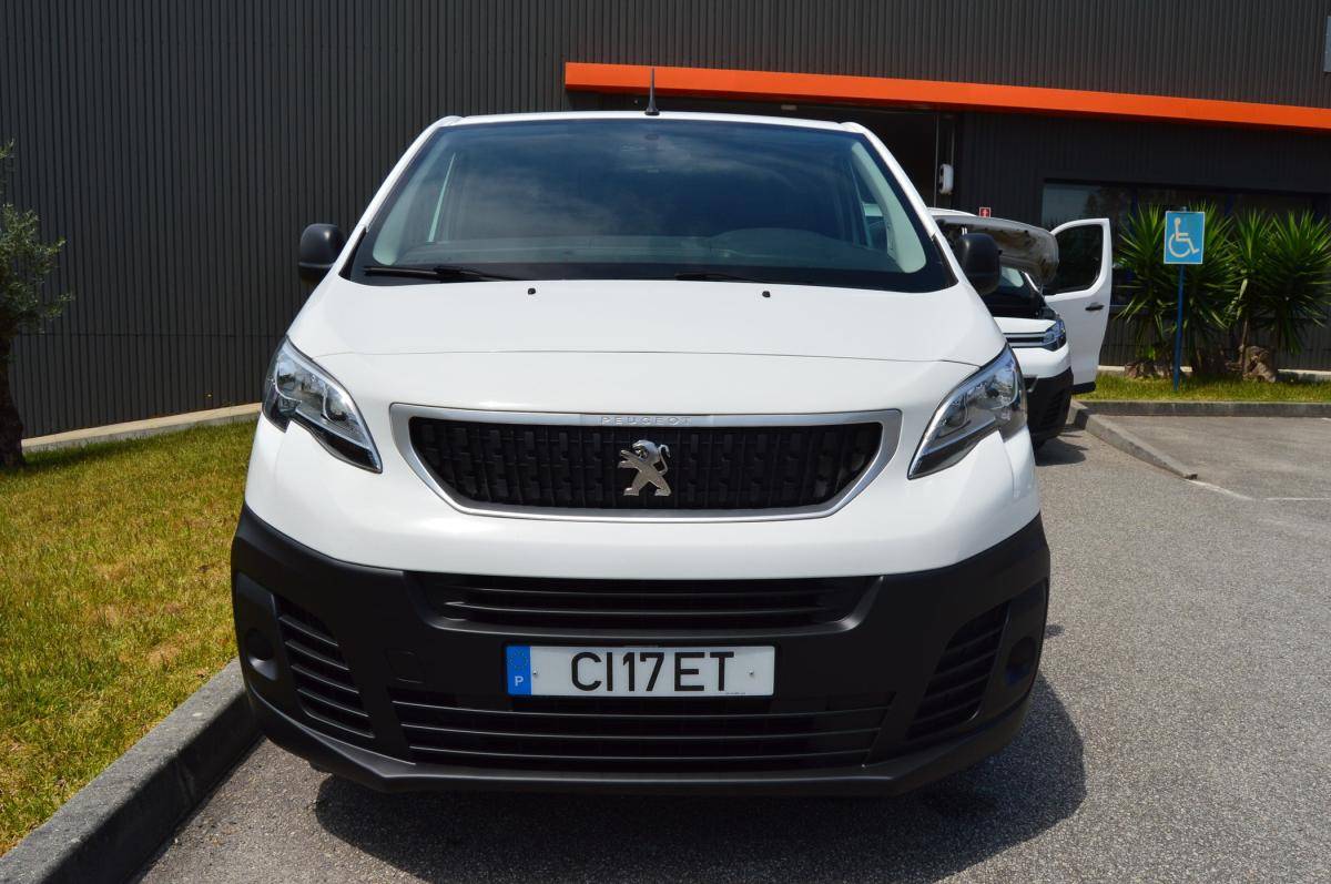 peugeot-expert-2021-diesel-1499cc
