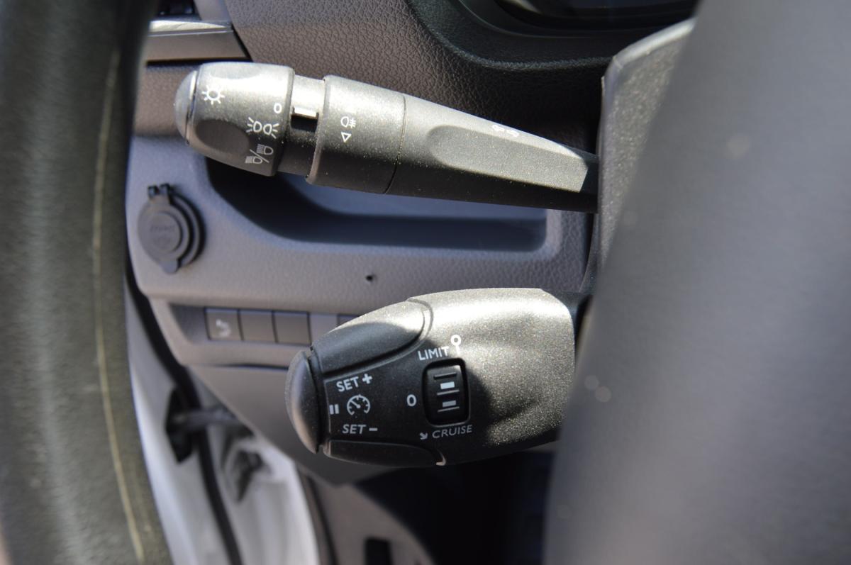 peugeot-expert-2021-diesel-1499cc