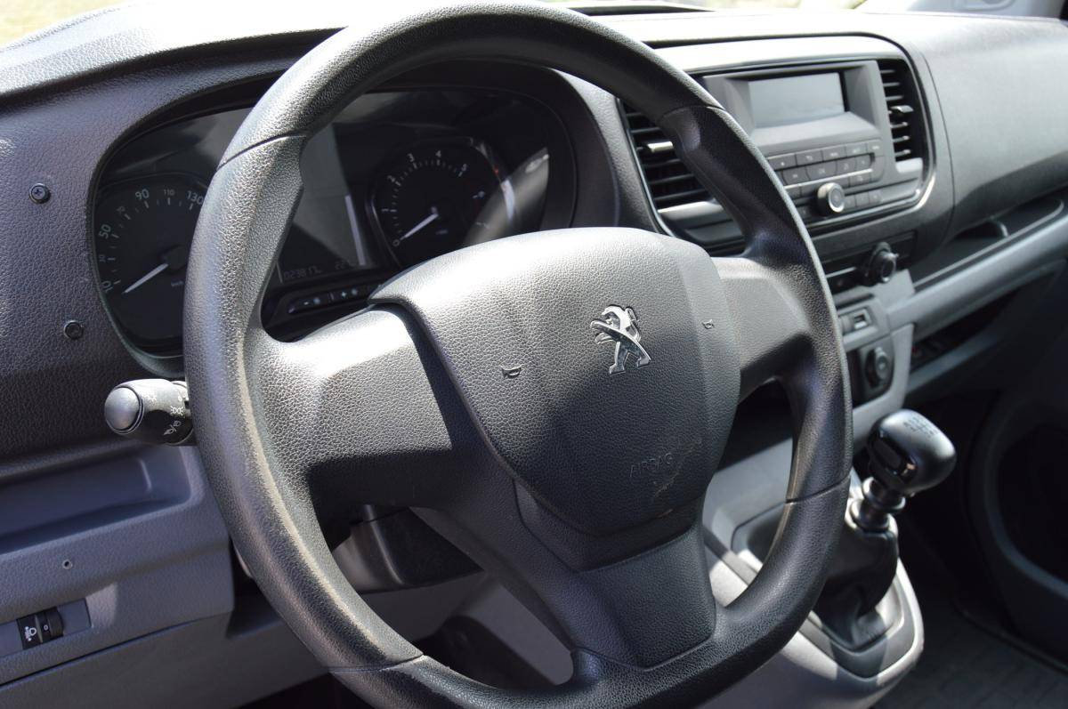 peugeot-expert-2021-diesel-1499cc
