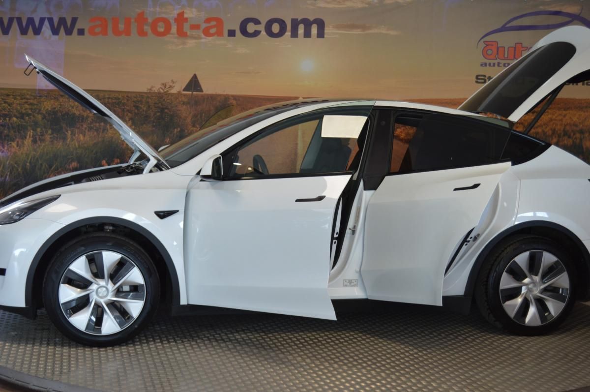tesla-model-y-2023-eletrico-500cc