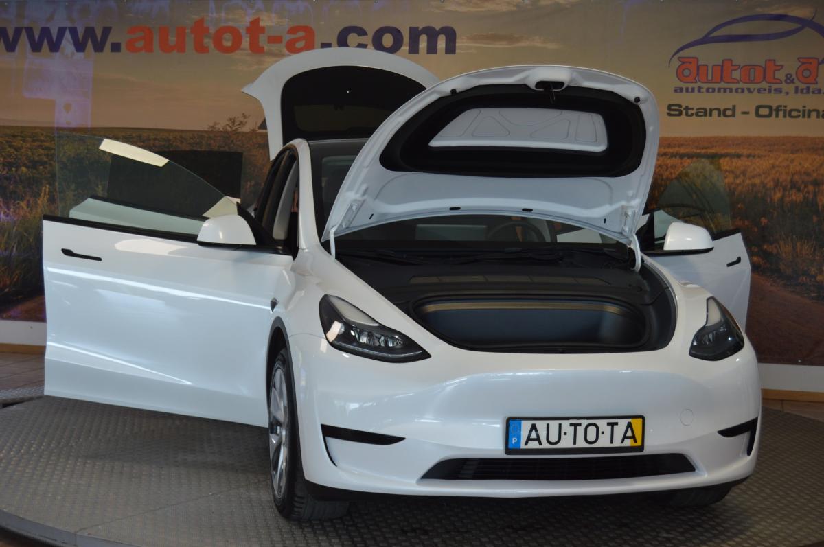 tesla-model-y-2023-eletrico-500cc