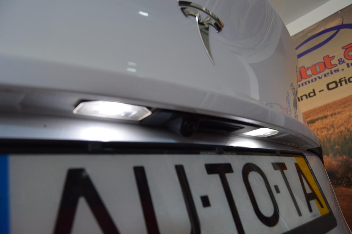 tesla-model-y-2023-eletrico-500cc