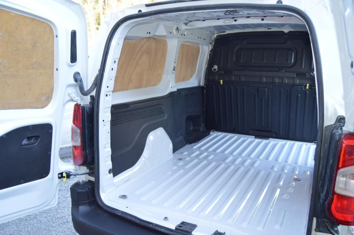 citroen-berlingo-2023-diesel-1499cc