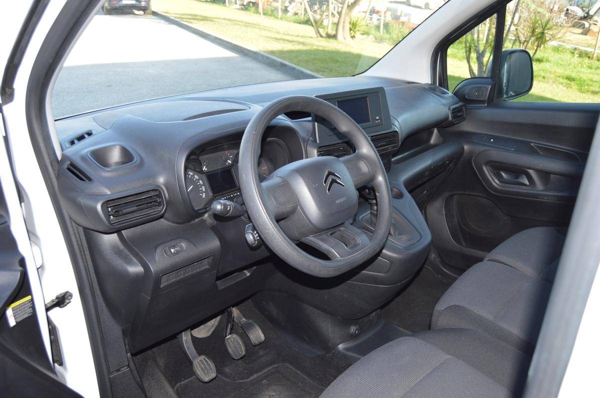 citroen-berlingo-2023-diesel-1499cc