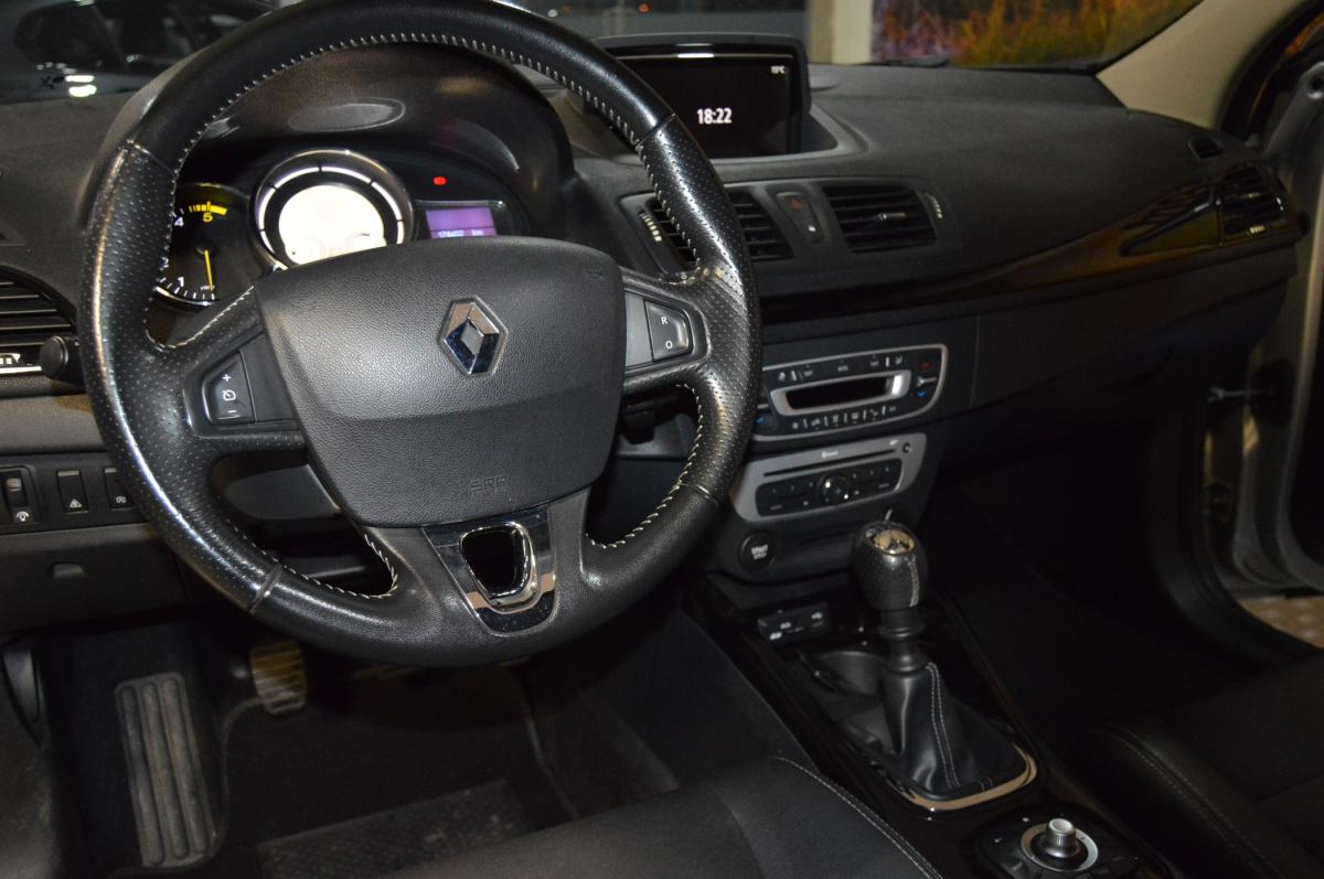 renault-megane-sport-tourer-2014-diesel-1461cc