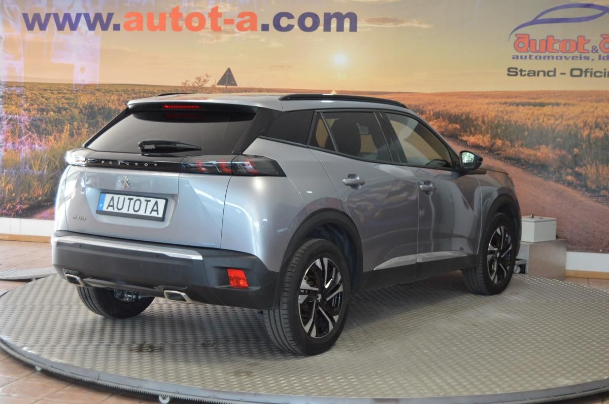 peugeot-2008-2023-gasolina-1199cc