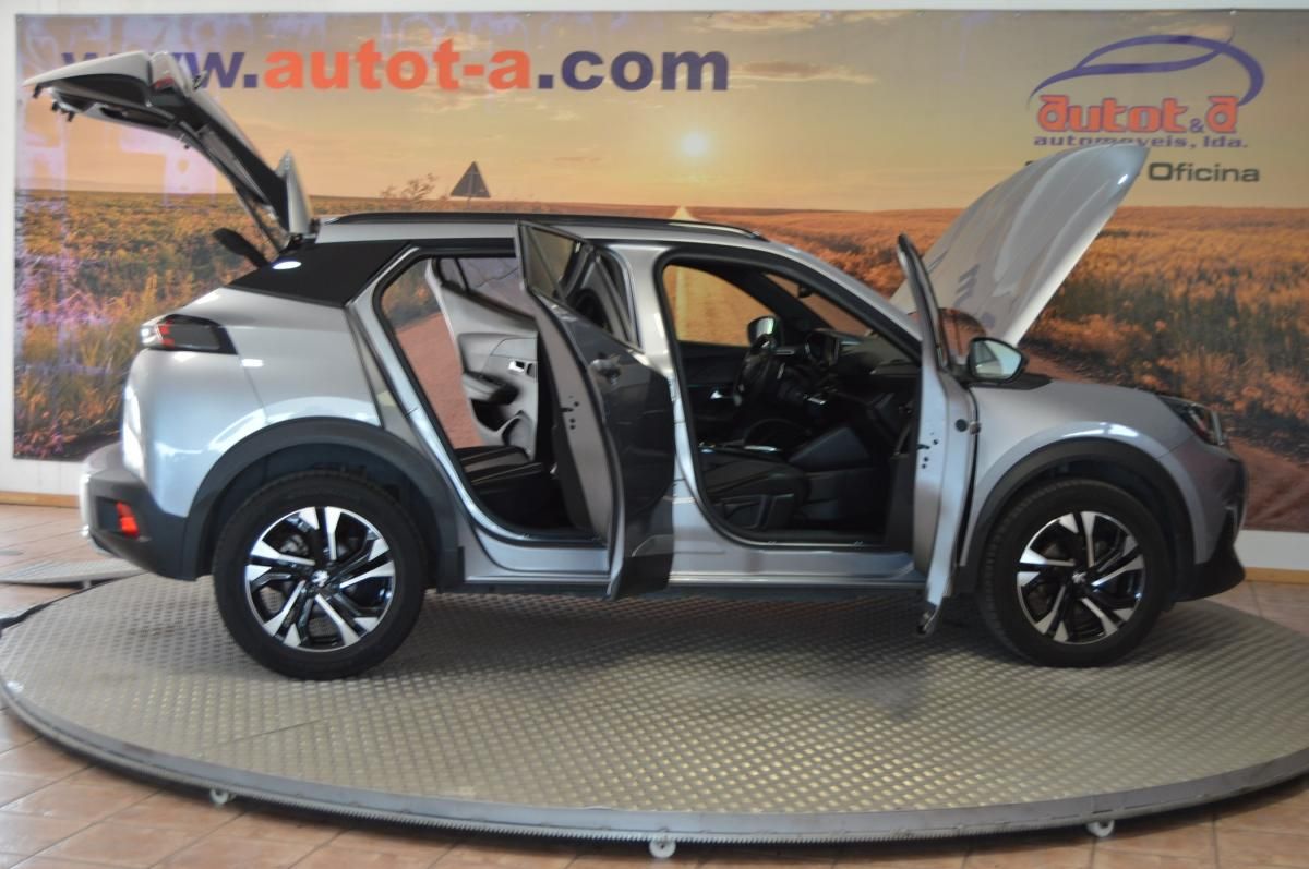 peugeot-2008-2023-gasolina-1199cc