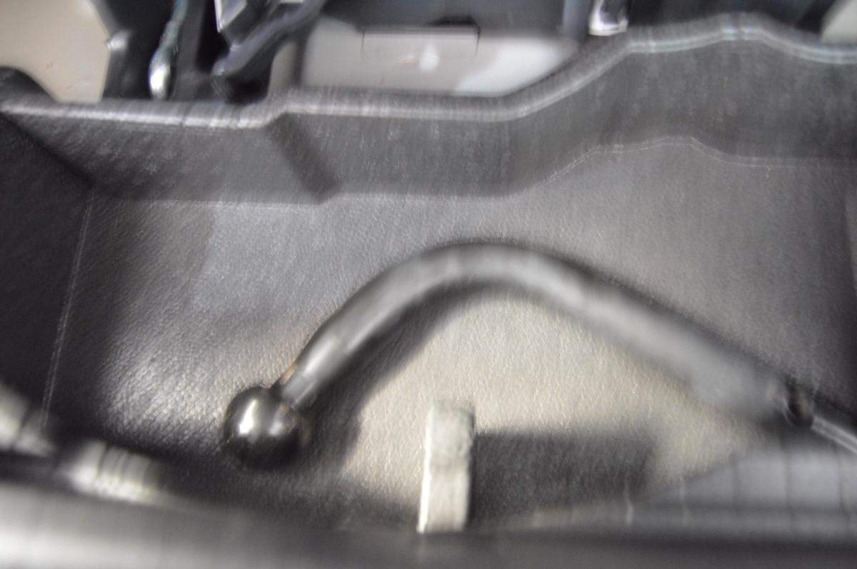 peugeot-2008-2023-gasolina-1199cc