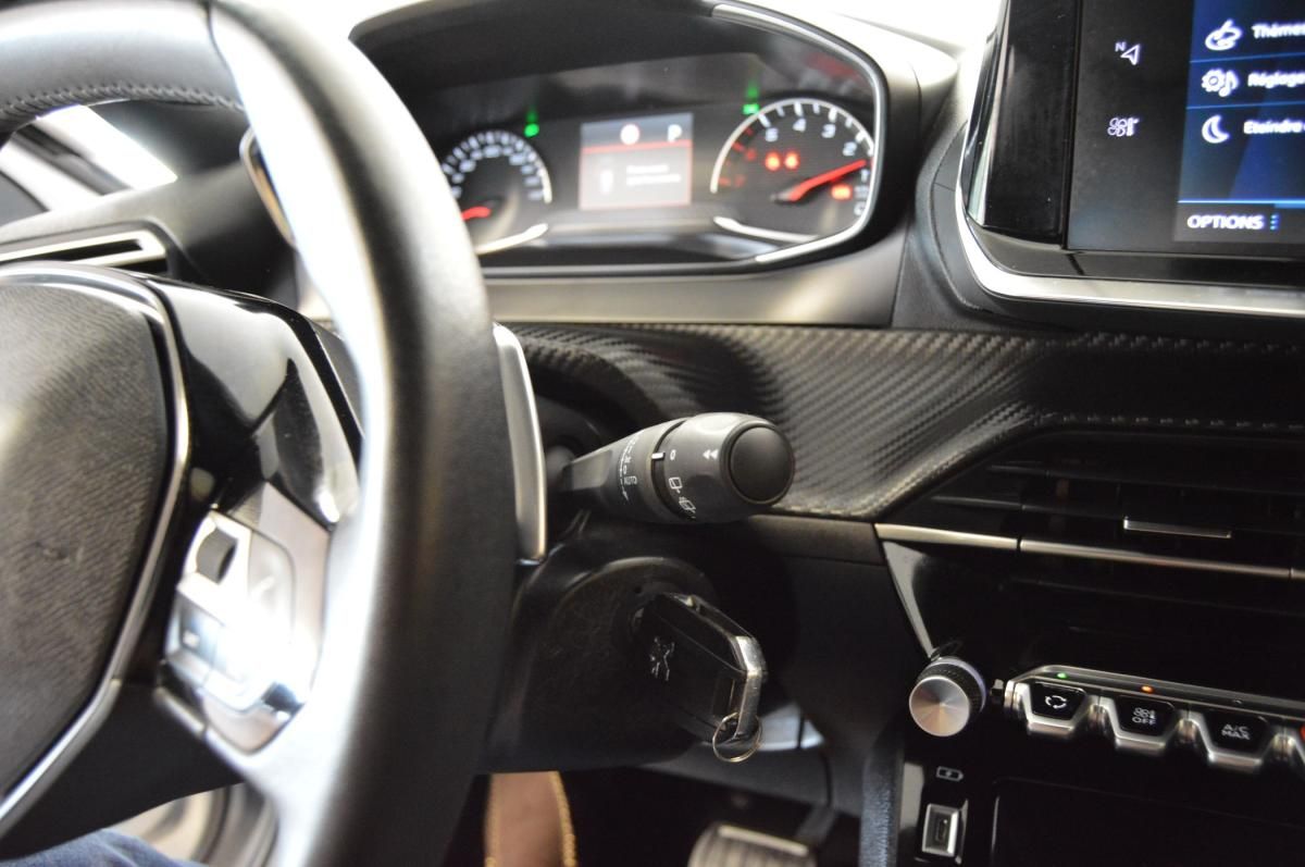 peugeot-2008-2023-gasolina-1199cc