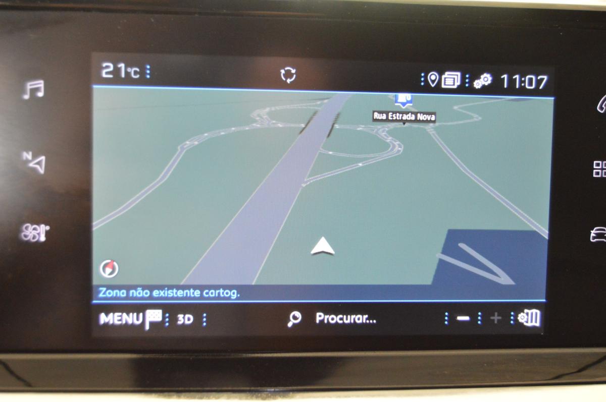 peugeot-2008-2023-gasolina-1199cc