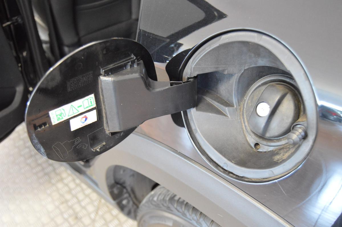 peugeot-2008-2017-gasolina-1199cc