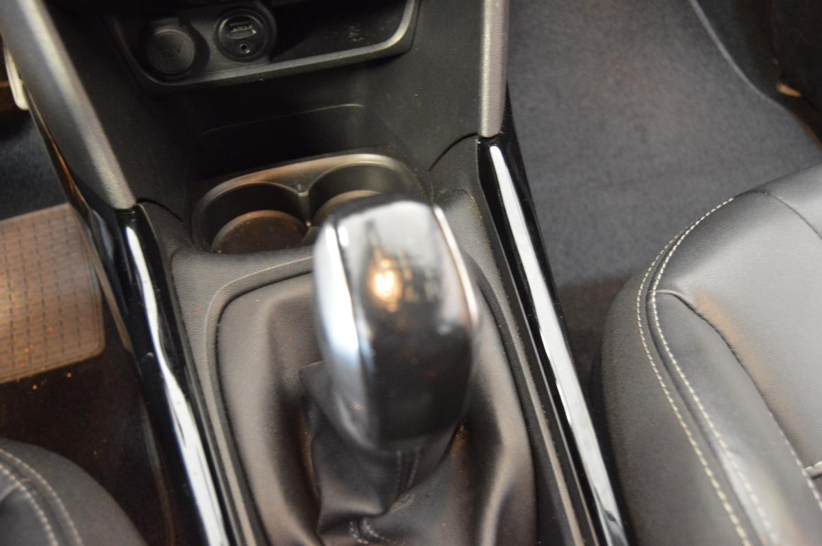 peugeot-2008-2017-gasolina-1199cc