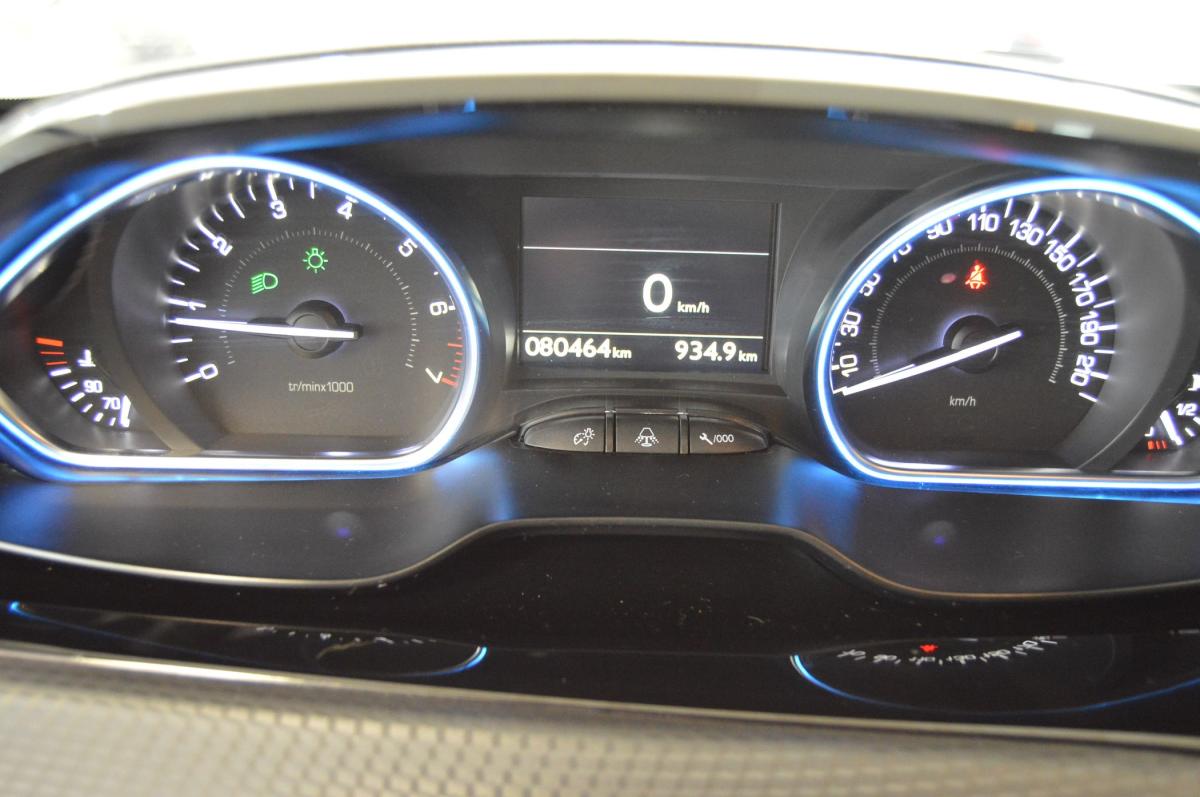 peugeot-2008-2017-gasolina-1199cc