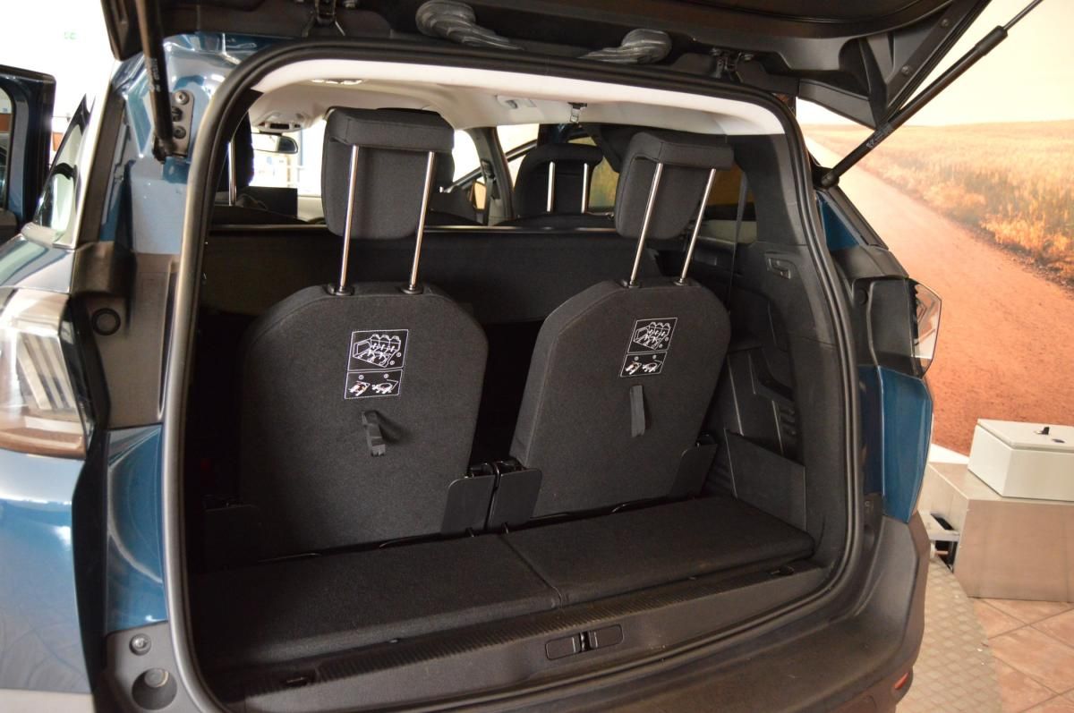 peugeot-5008-2022-gasolina-1199cc