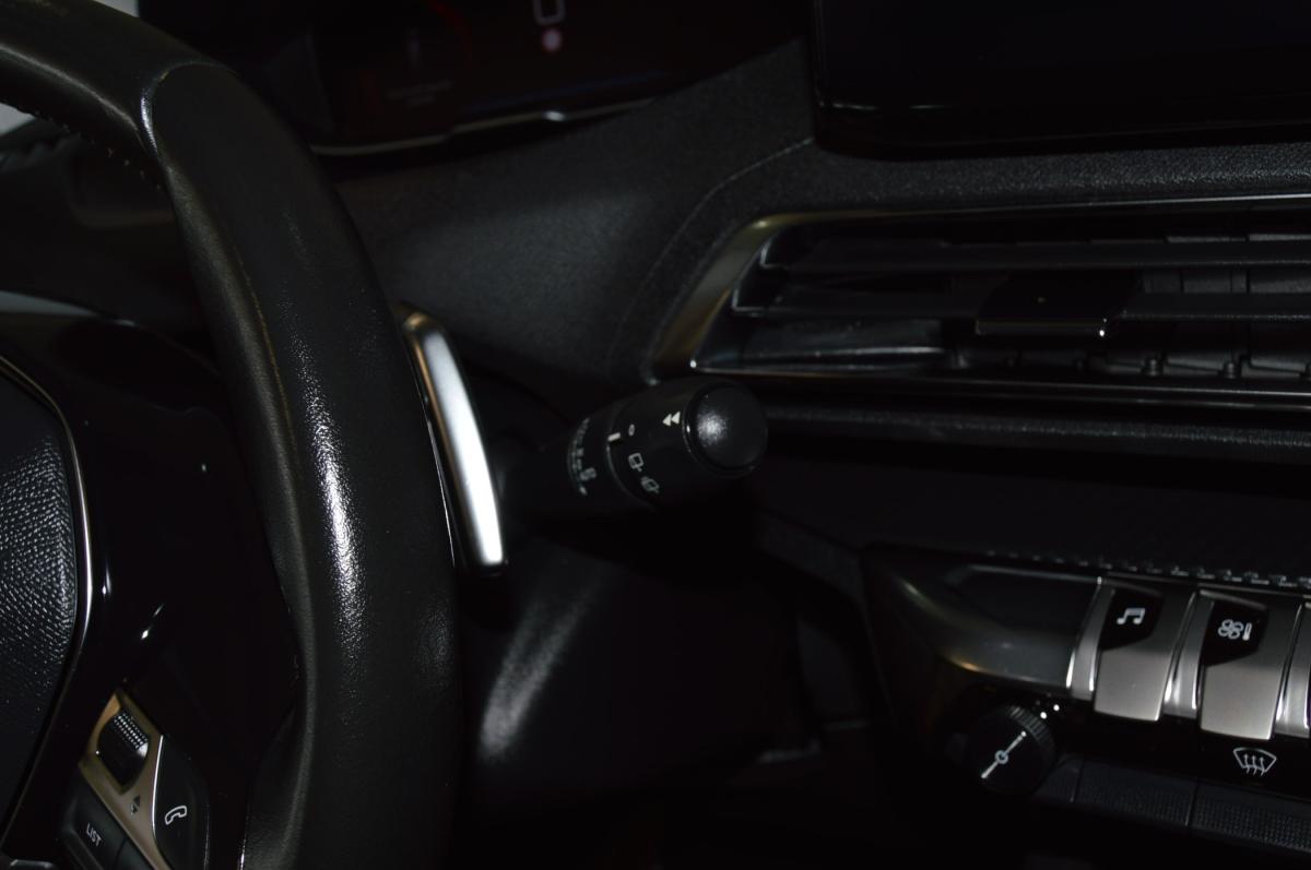 peugeot-5008-2022-gasolina-1199cc