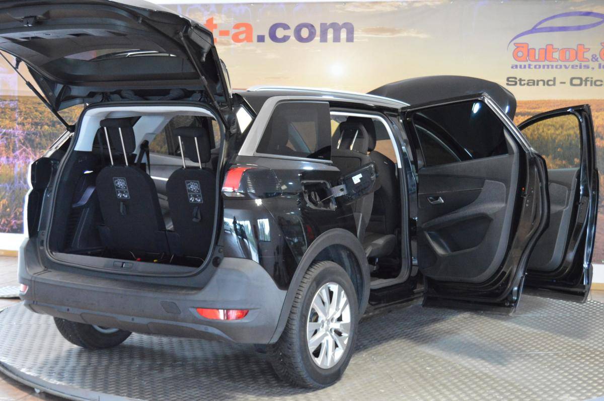 peugeot-5008-2018-gasolina-1199cc