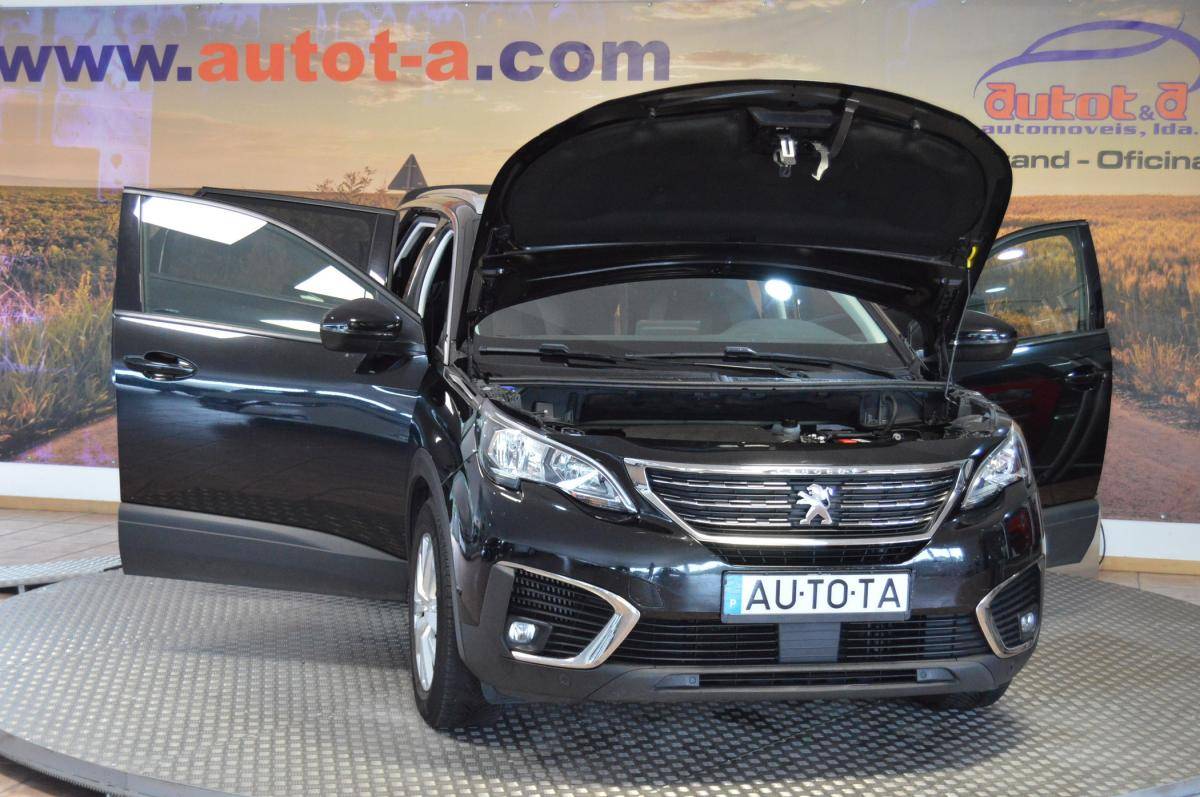 peugeot-5008-2018-gasolina-1199cc