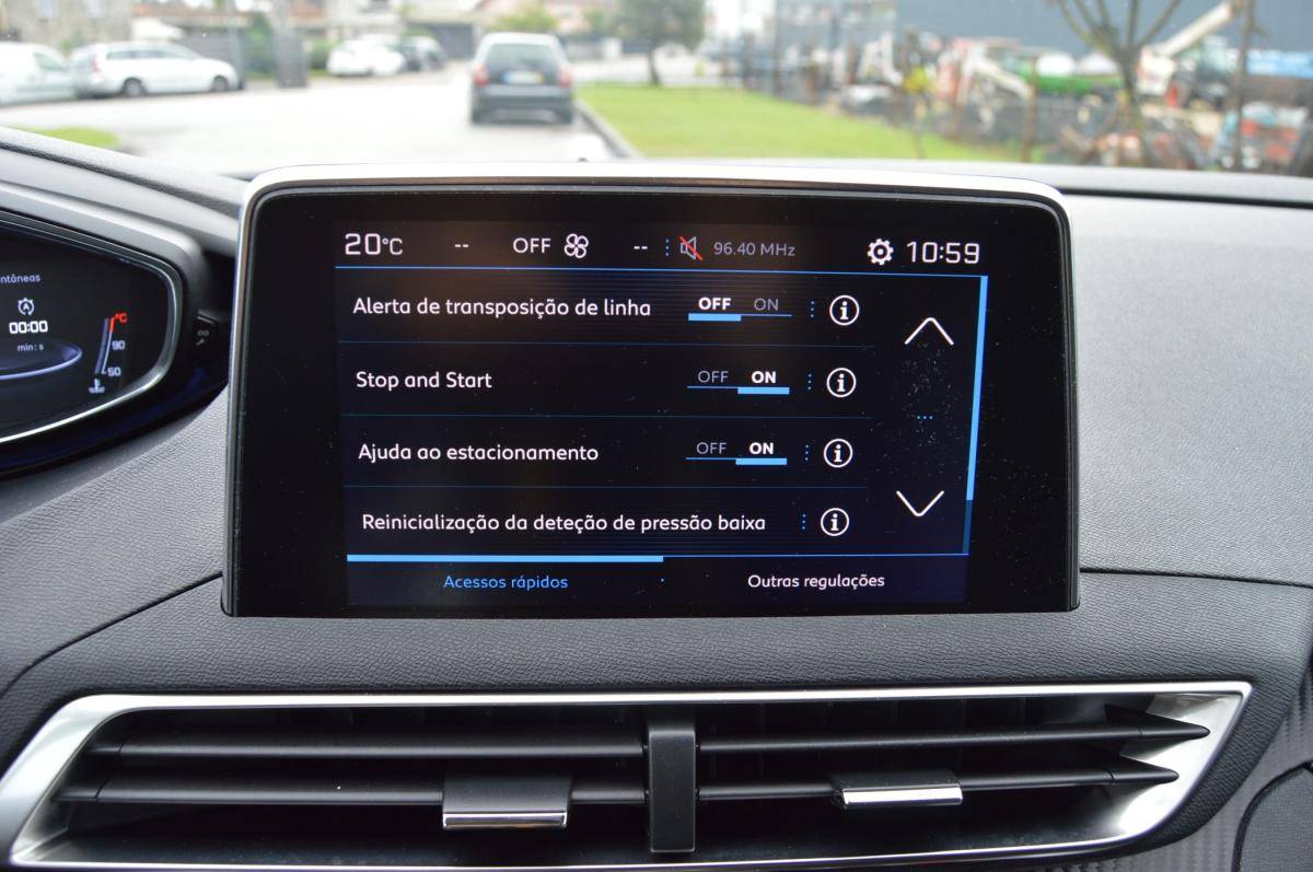 peugeot-5008-2018-gasolina-1199cc