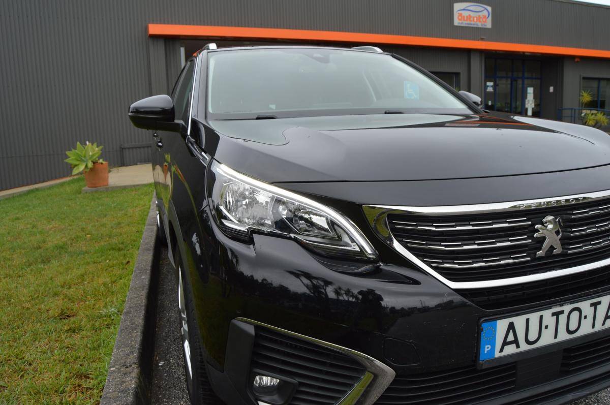 peugeot-5008-2018-gasolina-1199cc