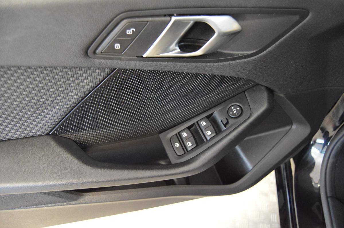 bmw-serie-1-2021-gasolina-1499cc