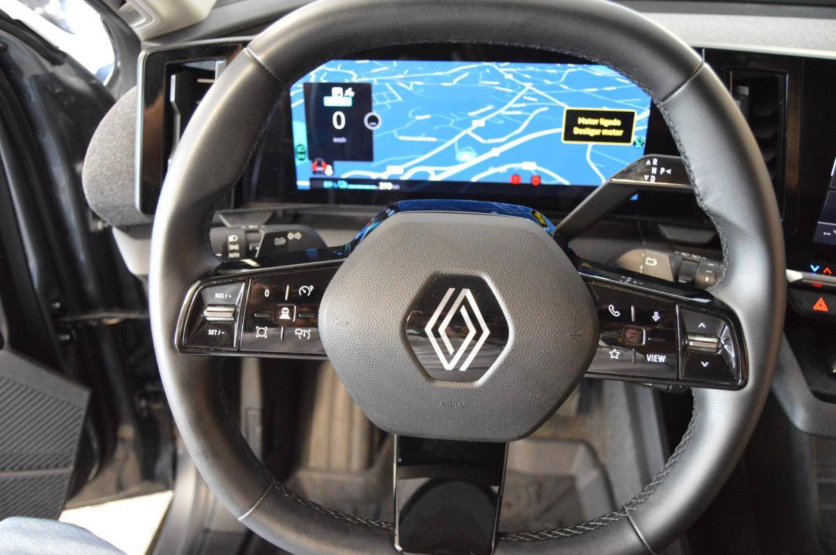 renault-megane-e-tech-2023-eletrico-0cc