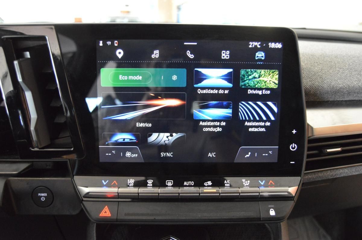 renault-megane-e-tech-2023-eletrico-0cc