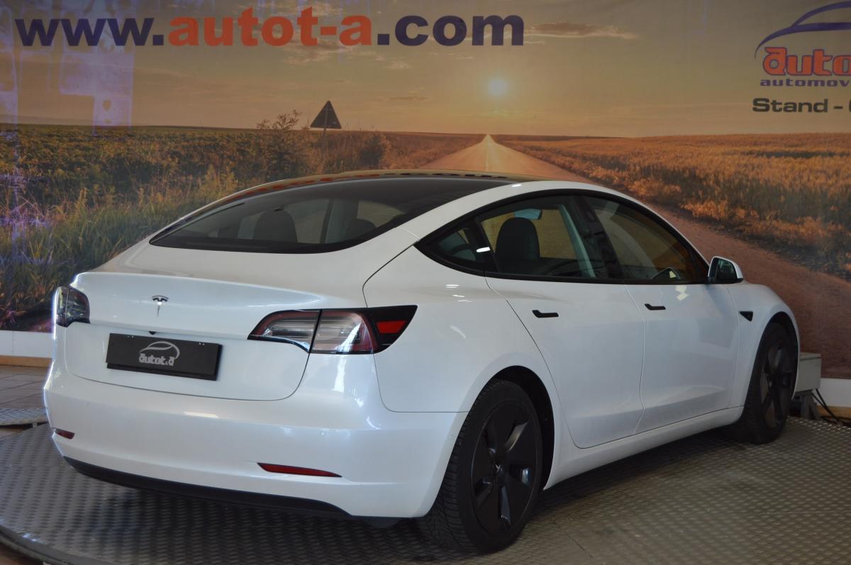 tesla-model-3-2021-eletrico-500cc