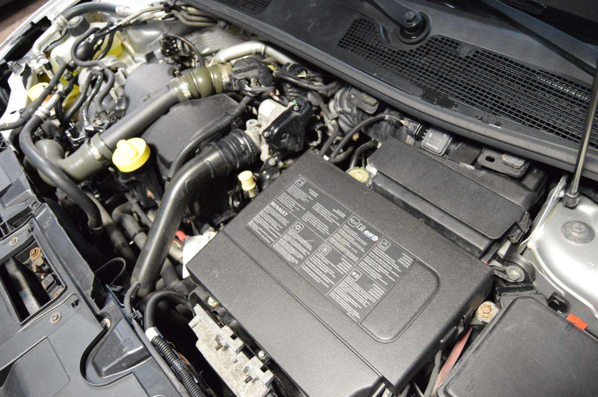 renault-megane-sport-tourer-2014-diesel-1461cc