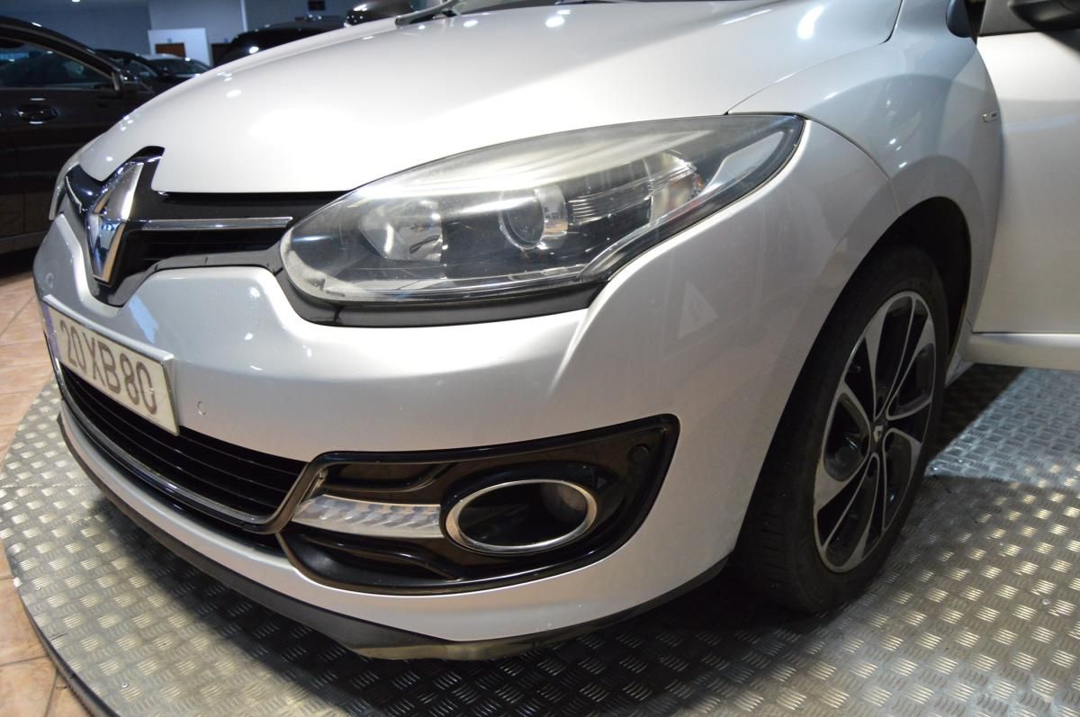 renault-megane-sport-tourer-2014-diesel-1461cc