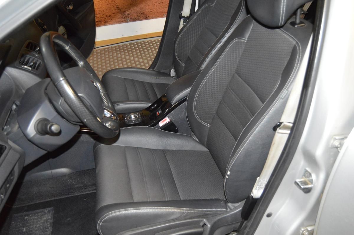 renault-megane-sport-tourer-2014-diesel-1461cc