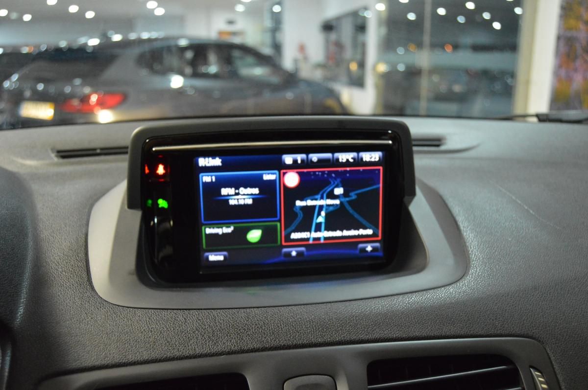 renault-megane-sport-tourer-2014-diesel-1461cc