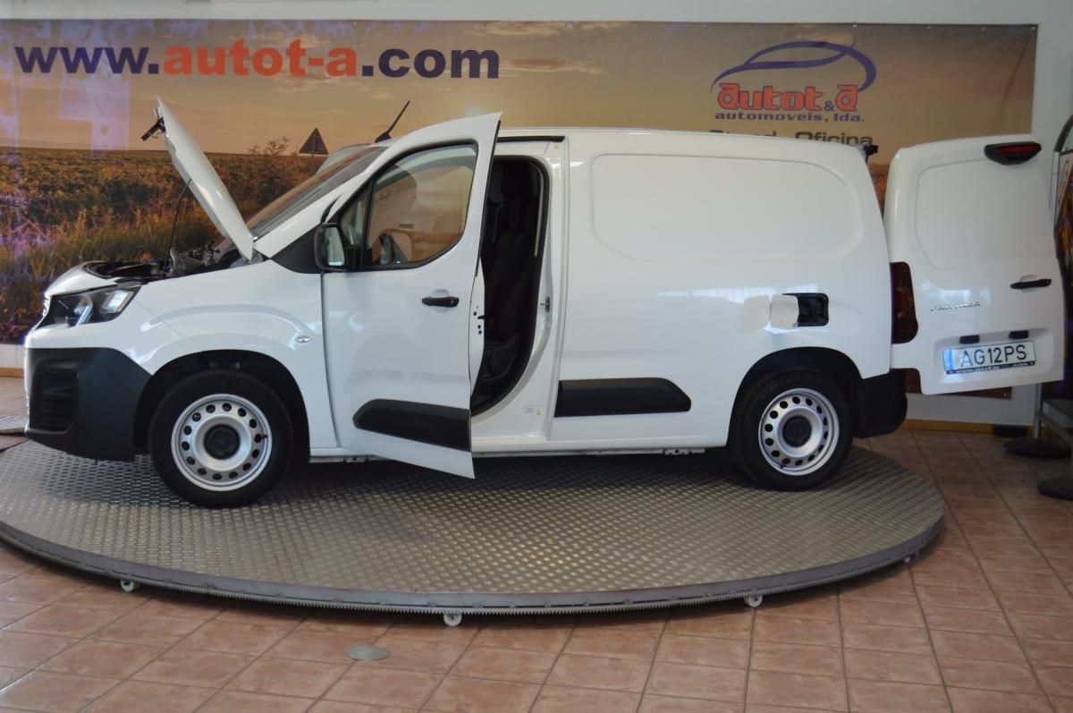 peugeot-partner-2021-diesel-1499cc