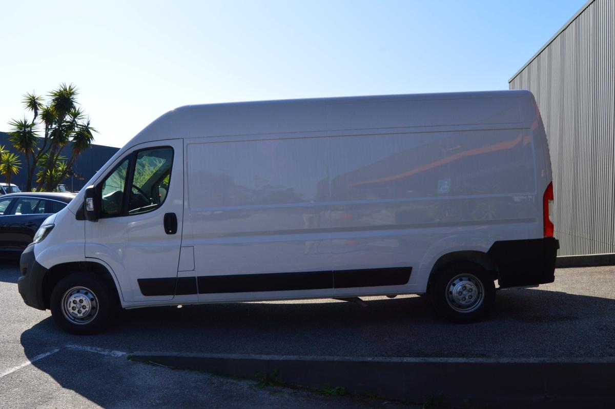 peugeot-boxer-2021-diesel-2179cc