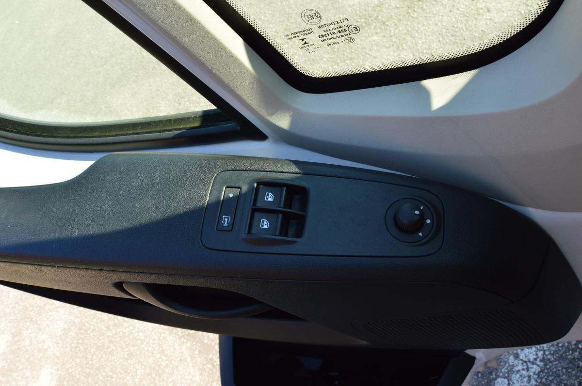 peugeot-boxer-2021-diesel-2179cc