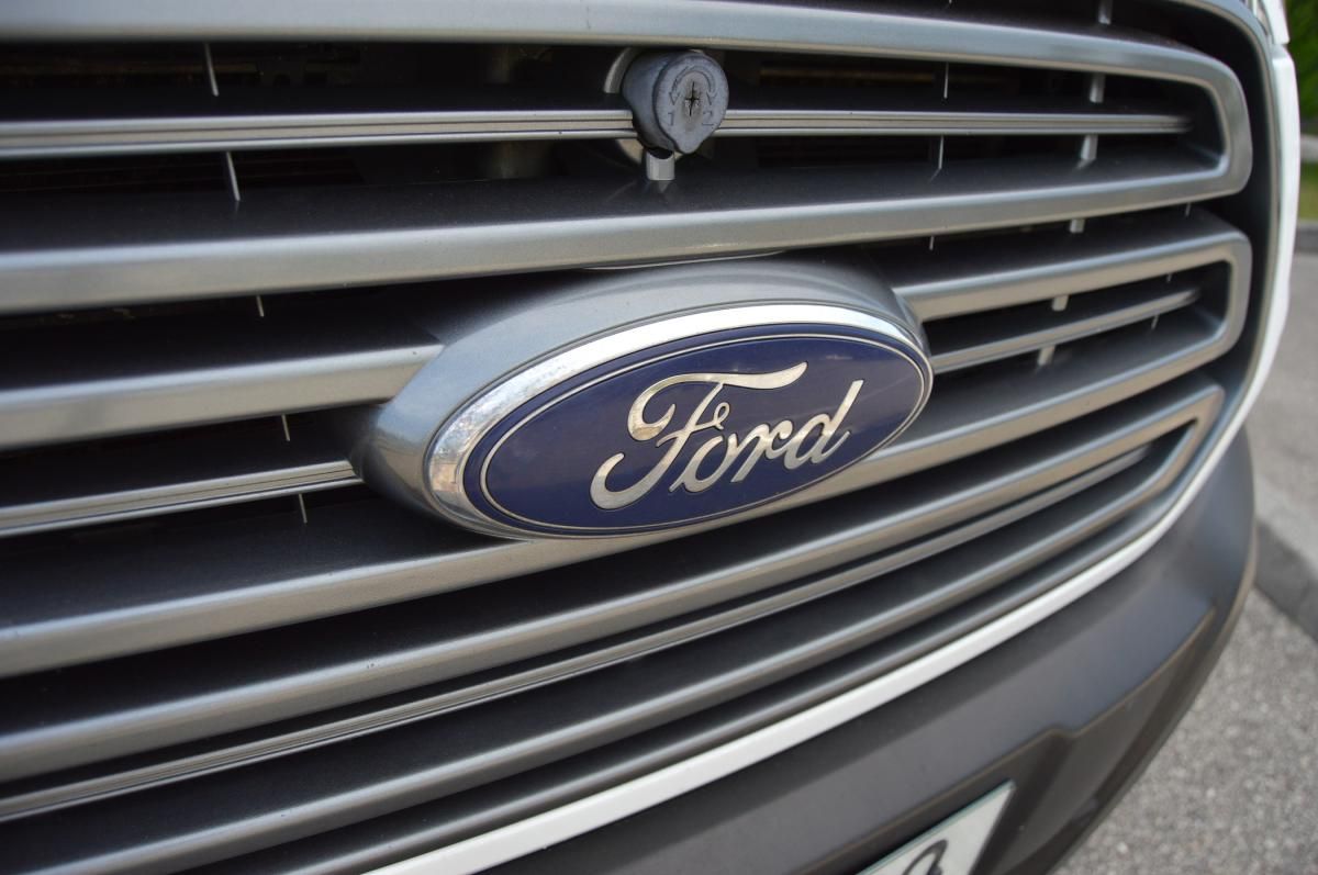 ford-transit-2014-diesel-2198cc