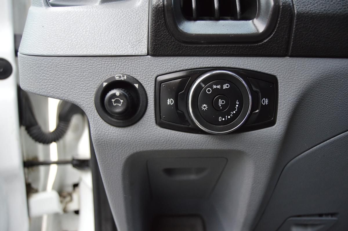 ford-transit-2014-diesel-2198cc