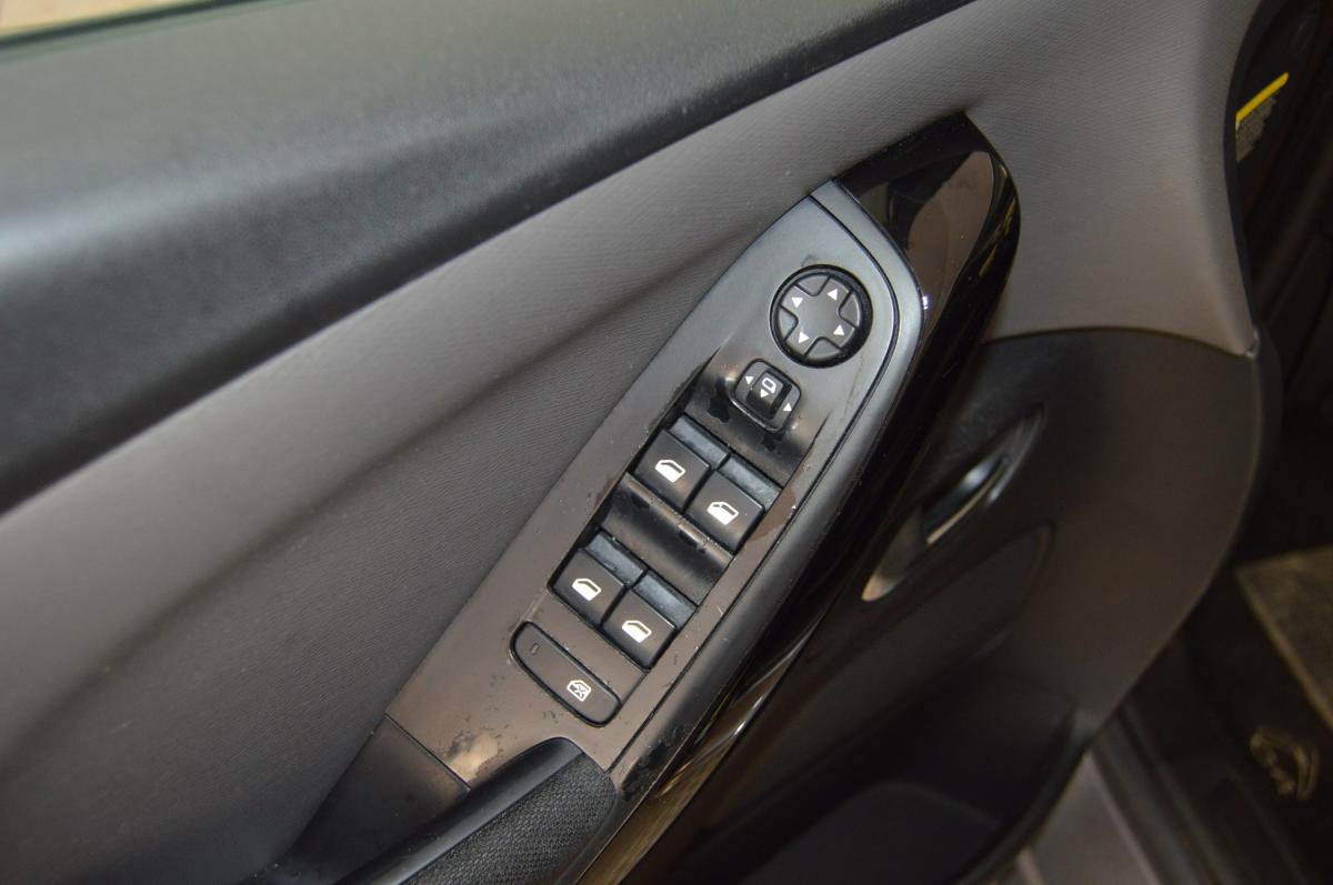 citroen-c4-picasso-2017-diesel-1560cc
