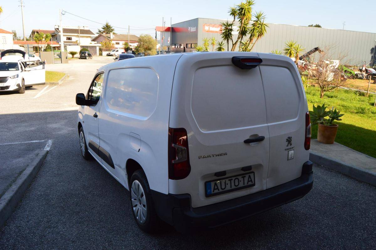 peugeot-partner-2020-diesel-1499cc
