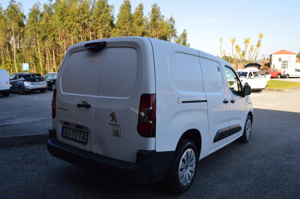 peugeot-partner-2020-diesel-1499cc