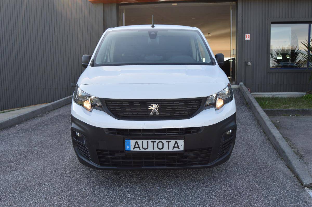 peugeot-partner-2020-diesel-1499cc