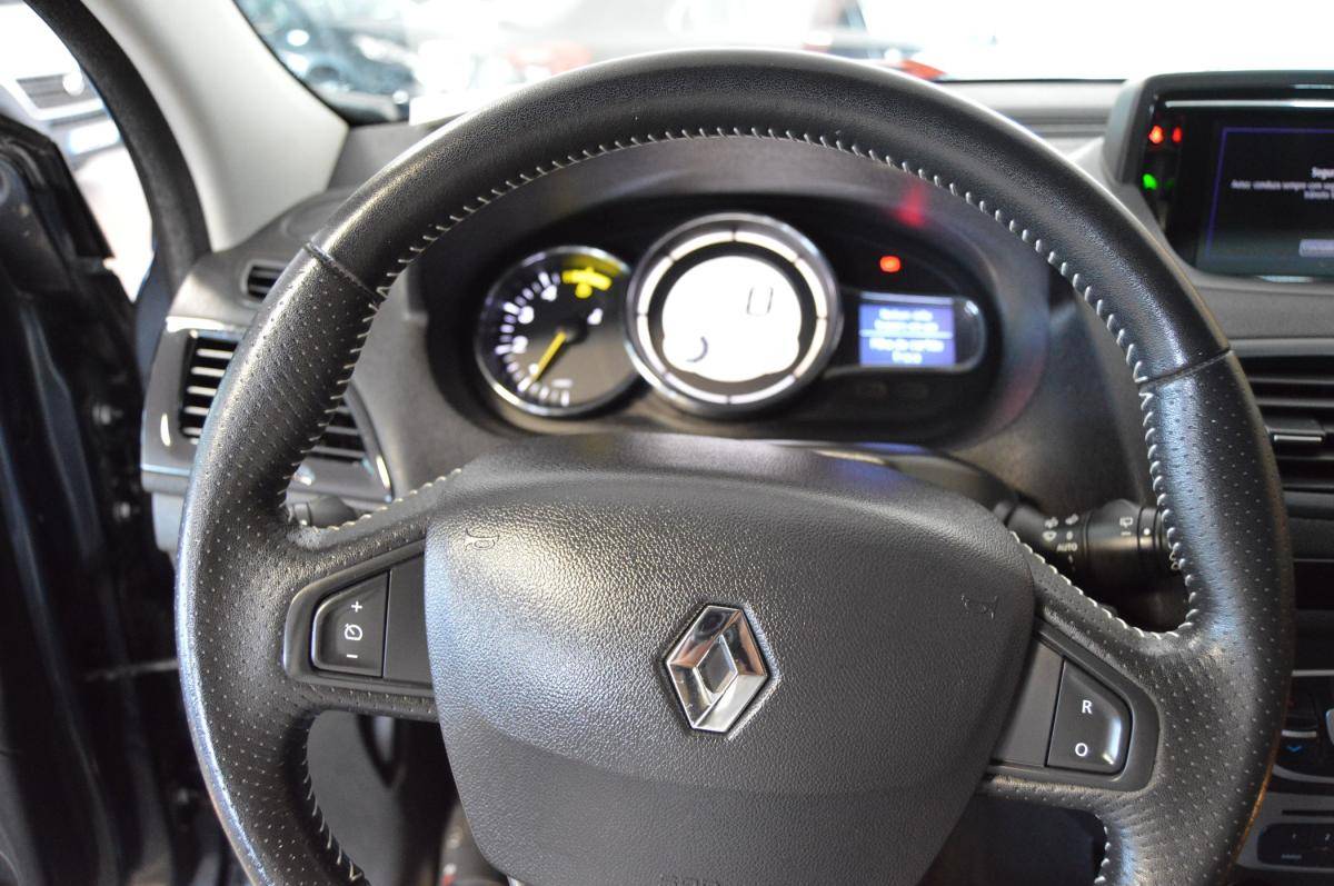 renault-megane-coupe-2015-diesel-1461cc